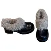 Versão em Pele de Ovelha ~ Novos Sapatos Peludos de Bico Profundo com Solado Grosso Estilo Francês Outono e Inverno para Mulheres Mocassins de Salto Grosso Estilo Britânico