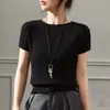 Camiseta Tricô Clássica Gola Redonda com Textura Delicada, Amiga da Pele, Manga Curta, Caimento Básico, Emagrecedora, Versátil para Primavera e Verão, Uso Diário