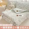 2026 Manta de Cama de Gasa de Doble Capa por un Lado y Tencel Fresco por el Otro Juego de Tres Piezas Protector de Colchón de Doble Cara para el Hogar Cama
