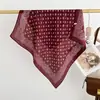 Bufanda Cuadrada de Seda Nueva de Otoño Estilo Extranjero con Lazo en la Cintura para Mujer, Protector de Cuello Delgado, Bufanda para el Cuello, Chal para Personas Mayores, Bufanda de Seda de Moda de Alta Gama