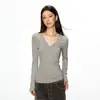 Top Feminino Simples de Manga Longa, Gola V, Meio Botão, Estilo Desejo Puro, Elástico, Slim Fit, Definidor de Cintura, para Usar Sozinho ou em Camadas