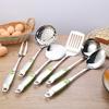 Venta al por mayor de fábrica utensilios de cocina de acero inoxidable para el hogar combinación de cuchara y espátula de cocina de siete piezas juego de utensilios de cocina multifuncional para regalo