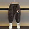 Calças Espessas com Estampa de Leopardo e Forro de Fleece para Meninos, Calças Casuais Largas, Novas Calças Longas Quentes Versáteis para Outono e Inverno