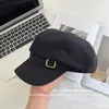 Boina de Verão Fina e Respirável, Novo Estilo Coreano, Chapéu Retrô Versátil Elegante para Mulheres que Fazem o Rosto Parecer Menor, Chapéu Octogonal da Moda com Fivela Quadrada
