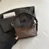 Bolsa Transfronteriza de Gran Capacidad para Mujer Otoño 2026 Nuevo Versátil Moda Hombro Único Tendencia Viaje de Negocios Retro Casual Bolsa de Mano