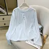 Camiseta de otoño ligera de Tencel a rayas con capucha, manga larga, protección solar, top versátil, corte holgado para mujer