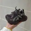Zapatos de papá de moda para niños, nueva colección otoño/invierno 2026: zapatillas deportivas para niñas, zapatos casuales ultraligeros y zapatillas versátiles para correr para niños