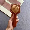 Peine de Cojín de Aire de Madera con Dibujo Animado de Flor de Durazno Lindo Peine de Cojín de Aire Pequeño Portátil Peine de Masaje con Bolsa de Aire para Despejar Meridianos para Parejas