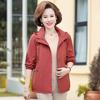 Jaqueta de Outono para Mãe de Meia-Idade Moda Novo Estilo Trench Coat para Mulheres de Meia-Idade Primavera e Outono Estiloso Fino Tamanho Plus Top