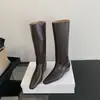 Botas Longas de Moda 2026 Novo Estilo Bico Fino Salto Bloco para Mulheres, Botas de Cavaleiro Plataforma de Cintura Alta, Botas Longas para Sobre o Joelho Afuniladas para Panturrilha Larga