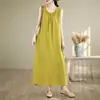Nuevo vestido largo sin mangas de estilo resort costero con fruncido en la cintura para mujer, talla grande, adelgazante, para mujeres de talla grande, vestido largo con tiras para la playa
