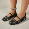 Zapatos Mary Jane de Malla Bordada de Primavera Transfronterizos para Mujer de Fondo Plano Punta Cuadrada con Correa Única Transpirables Bordados Zapatos Planos para Mujer de Talla Grande
