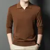 Suéter de punto fino de manga larga para hombre, color liso, de punto fino, cuello de pico, estilo business casual de alta gama, nueva colección otoño/invierno