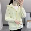 Roupas de proteção solar femininas, novo estilo de verão 2026, resistente a UV, fino, tecido respirável de seda gelo, repelente à água, proteção solar UPF50+