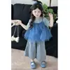 Conjunto de Verano para Niñas 2026 Nuevo Estilo Dulce Malla Transparente en Capas Camisola Camiseta y Jeans Conjunto de Tres Piezas para Bebés Niñas