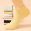 Meias femininas novas para Outono e Inverno, de malha dupla de algodão, todas combinam, cor sólida, de cano baixo, de algodão, cor doce, estilo japonês, pés sem cheiro