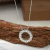 Cadena Elegante para Clavícula con Baño de Oro Real y Circonita Microincrustada Collar Anillo de Diseño Nicho para Mujer Collar Versátil Estilo Commuter