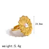 Set de Joyería de Pendientes y Anillo de Acero Inoxidable con Piedra Natural Retro Francesa con Diseño de Nicho Pendientes de Flor de Oro de 18 Quilates
