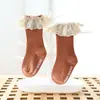 Meias de Bebê com Renda para Primavera e Outono, Meia Cano Médio Sem Costura Antiderrapante para Chão de Bebês, Algodão Amigo da Pele para Meninas e Crianças Pequenas
