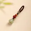 Llavero Colgante de Jade Hetian Natural con Diseño de Flor de Loto de Cinabrio Estilo Chino y Cuentas de Sándalo de Montaña Antigua, Accesorio Adorno de Jade