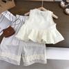 Traje de verano para niñas Nuevo Top sin mangas de encaje calado para bebé Pantalones de verano a cuadros de pierna ancha para mujer para comercio exterior