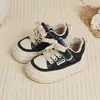 Zapatillas Nuevas de Moda para Bebé de Primavera y Otoño, Zapatos Deportivos Antideslizantes de Suela Blanda para Niños, Zapatos Individuales para Niños Pequeños, Zapatos Casuales Versátiles para Niñas