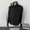 Moda otoñal para hombre, elegante cárdigan con cremallera y tres rayas, cuello alto, chaqueta sudadera casual americana sin capucha