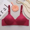 Ventas Directas de Fábrica Transfronterizo Mediana Edad y Personas Mayores Pecho Pequeño Tres Botones Pequeños Estilo Delgado Sin Aros Ropa Interior de Taza Pequeña para Madres Comercio Exterior