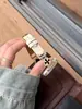 Cadena de Cobre Circonita Trébol de Cuatro Hojas Nácar Correa de Cuero Adecuado para Apple Watch iWatch 12ª Generación 11/10