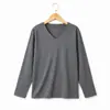26 Outono Novo Estilo High-End Solta Emagrecimento Casual Versátil Gola V Manga Longa Tamanho Grande Camiseta Top Feminino