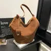 Otoño 2026 Nueva Moda Casual Personalidad Bolso Tote de Moda Simple Gran Capacidad Bolso de Hombro Elegante de Nicho