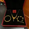 Popular Set Floral Dorado Nuevo Estilo Chino Collar y Anillo Set de Boda, Mismo Estilo que Joyería de Boda de Tienda de Oro