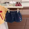 Conjunto Nuevo de Verano 2026 para Bebé Niña Estilo Coreano con Camisa de Muñeca con Lazo y Shorts de Mezclilla Conjunto de Dos Piezas Moderno