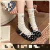 Zapatos de mujer estilo francés con lazo, suela gruesa y poco profundos, modelo nuevo de otoño 06, aumento de altura interno, lunares, adecuados para combinar con faldas, zapatos Mary Jane
