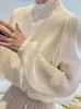 Blusa Estilo Francés para Mujer con Textura Fluida, Nuevo Otoño 2025, Cuello Alto Fruncido, Dulce, Elegante y Único Top Básico
