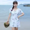 Bañador de una pieza de hada para mujer, nuevo estilo coreano, sexy estilo universitario joven, traje de baño conservador tipo falda adelgazante para vacaciones en aguas termales