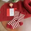 Calcetines Rojos para Mujer de Media Pantorrilla para el Año de Nacimiento, Otoño e Invierno Cálidos y Sencillos Rojos Regalo de Año Nuevo Medias de Navidad Calcetines Zhuji