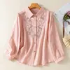 Foto Real de Camisa Bordada Floral de Algodón de Manga Tres Cuartos para Mujeres de Mediana Edad y Mayores, Top Versátil de Estilo Étnico para Señoras Mayores y Abuelas