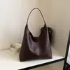 2026 Bolso Nuevo de Tejido de Nicho para Madre e Hijo, Bolso de Hombro Versátil Retro a la Moda, Bolso Cruzado de un Solo Hombro de Gran Capacidad