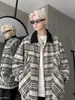 Chaqueta a cuadros de moda estilo americano para hombre, primavera, otoño, invierno 2026 nueva moda, solapa elegante, tacto de alta gama, abrigo casual holgado