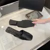 Mule Cuadrado de Tacón Bajo Estilo Coreano Zapatos de Mujer Medias Pantuflas Primavera/Verano 2026 Zapatos Simples Versátiles de Ponerse Fácil Medias Pantuflas