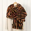 Cachecol Estampado Tipo Cashmere Amigo da Pele Xale Versátil para o Novo Outono e Inverno Calor Amigo da Pele Imitação de Cashmere Comércio Exterior Transfronteiriço Transmissão ao Vivo