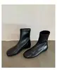 Botas de tornozelo estilo coreano, botas slim-fit 2026, novas botas curtas elásticas de bico quadrado para mulheres, coleção primavera/outono 2026, botas nude com salto interno para aumentar a altura