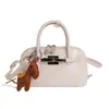 Bolsa Concha Nova Primavera/Verão 2026 Elegante Versátil Bolsa de Ombro Único Transversal Bolsa de Mão de Design Exclusivo de Alto Padrão Bolsa Feminina