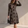 Otoño 2026 Nuevo Moda Femenina Europea y Americana Transfronteriza Elegante Vestido de Encaje de Manga Larga Ajustado