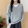 Suéter retro novo de outono e inverno para mulheres, estilo solto e simples, pulôver de tricô trançado com gola V e mangas compridas