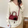 Bolsa de Mão Transfronteiriça com Textura Retrô Bolsa Tote Pequena Nova 2026 Bolsa Simples Almofada Versátil Diária de Ombro Único Transversal