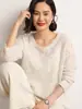 Nuevo suéter base de punto cálido para mujer de otoño e invierno, 100% cachemir, corte holgado, corte ajustado, cuello redondo, tejido de ganchillo, hueco, elegante