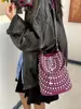 Bolso Cubo con Remaches para Mujer 2025 Otoño Nueva Moda Textura Simple Estilo Extranjero de Nicho Lujo Accesible Bolso Cruzado