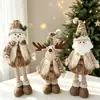 Figura navideña de piña tejida estilo retro con temática de bosque y patas extensibles, un adorno de gnomo o Santa Claus para decoraciones navideñas